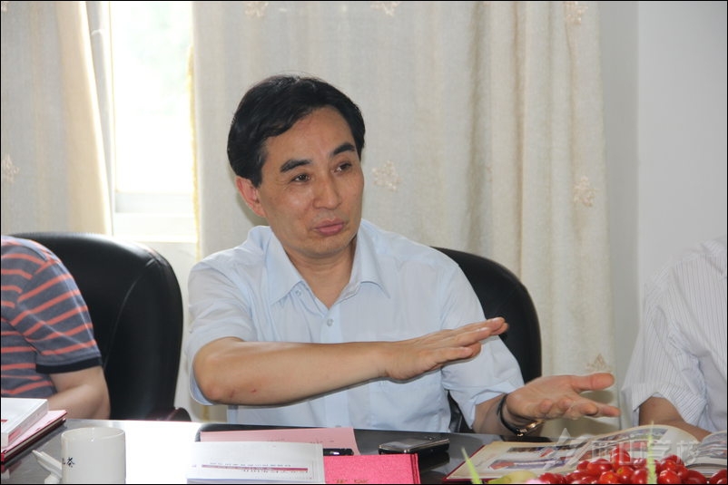 福清市政协主席游美兴一行莅临西山学校指导工作