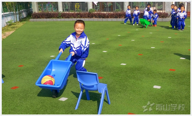 小猴运桃——江西省西山学校幼儿园大二班