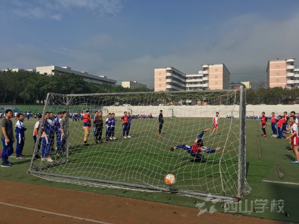 ​福清西山学校初中部2018-2019学年度第二学期校园足球争霸赛热力开赛