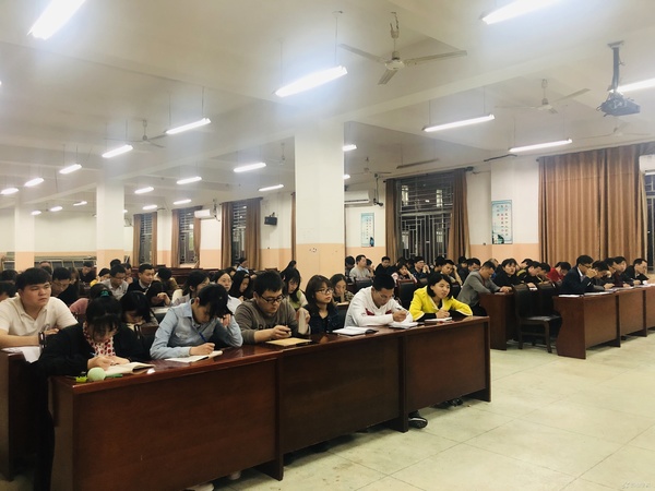 沉着应考,争创佳绩——江西省西山学校初中部期中考试有序进行中