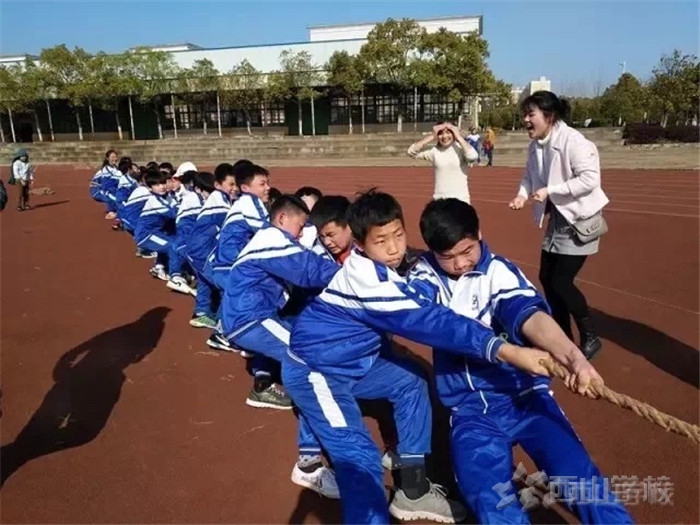 【喜报】江西省西山学校初中部运动健儿在省篮球、足球比赛中再获佳绩